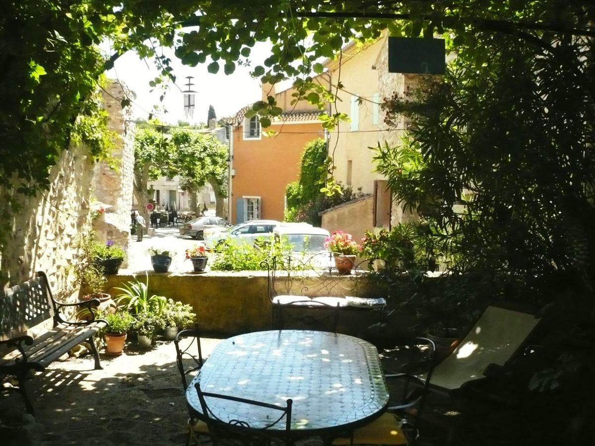 فندق Villedieu في  Soleil Et Ombre المظهر الخارجي الصورة